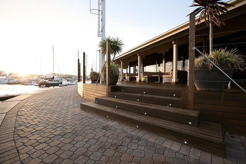 Marina Hotel - Accommodation Mount Tamborine 37