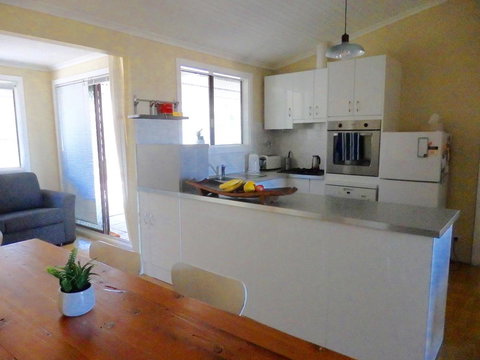 Driftwood On Dover - Accommodation Mount Tamborine 3