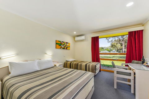 William Macintosh Motor Lodge - Accommodation Mount Tamborine 14