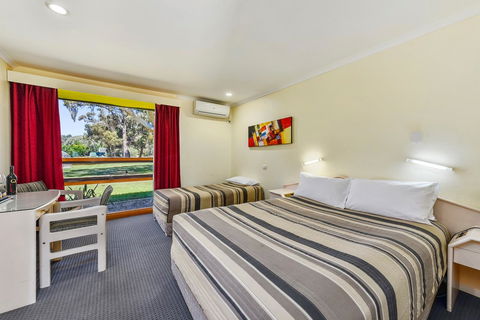 William Macintosh Motor Lodge - Accommodation Mount Tamborine 11