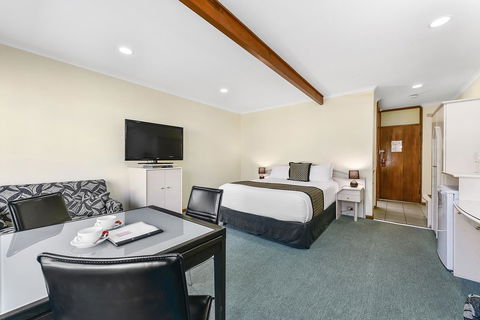 William Macintosh Motor Lodge - Accommodation Mount Tamborine 30