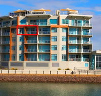 Wallaroo Marina Luxury Apartment - Accommodation Mount Tamborine