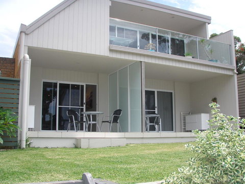 Mollymook Beach Waterfront - Accommodation Mount Tamborine 14