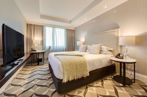 Mayfair Hotel - Accommodation Mount Tamborine 0