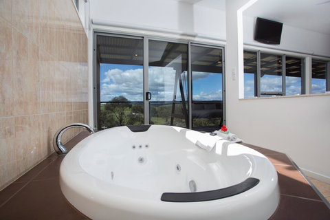 Barossa Pavilions & Glasshouse - Accommodation Mount Tamborine 3