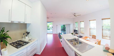 S T U D I O 22 Peaceful Retreat With Garden Views - Accommodation Mount Tamborine 4