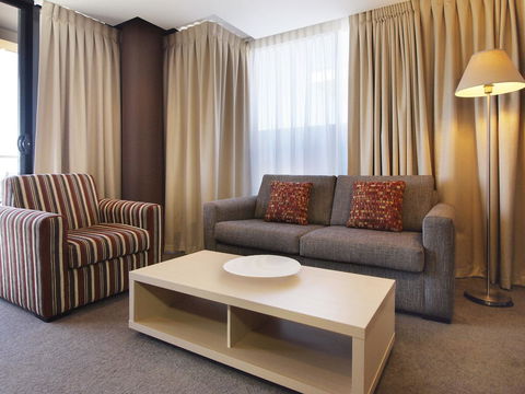 Oaks Adelaide Horizons Suites - Accommodation Mount Tamborine 14
