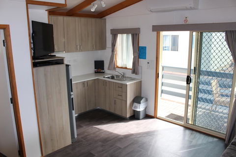 Ceduna Foreshore Caravan Park - Accommodation Mount Tamborine 7