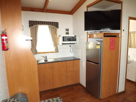 Ceduna Foreshore Caravan Park - Accommodation Mount Tamborine 14