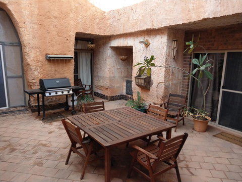 Zen Underground B&B - Accommodation Mount Tamborine 7