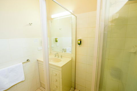 Jacksons Motor Inn - Accommodation Mount Tamborine 19