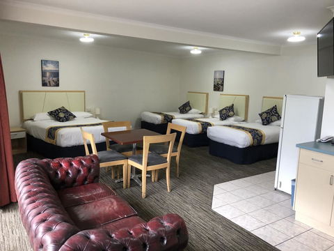 Jacksons Motor Inn - Accommodation Mount Tamborine 41