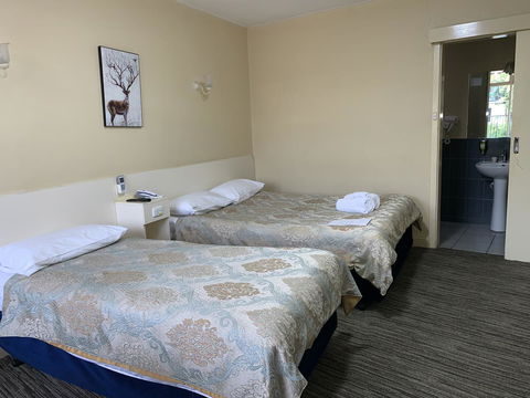 Jacksons Motor Inn - Accommodation Mount Tamborine 39