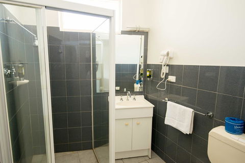 Jacksons Motor Inn - Accommodation Mount Tamborine 13