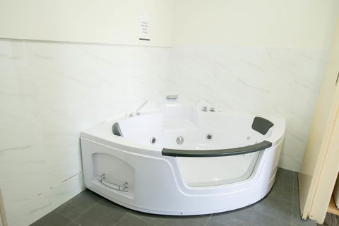 Jacksons Motor Inn - Accommodation Mount Tamborine 31