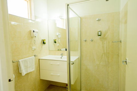 Jacksons Motor Inn - Accommodation Mount Tamborine 22