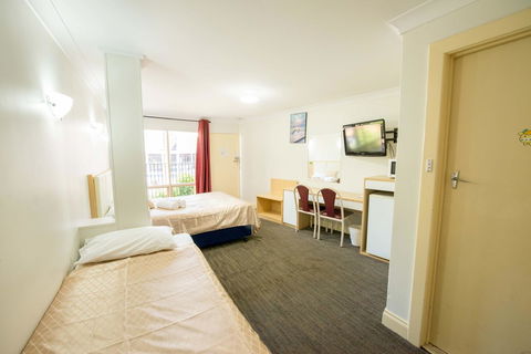 Jacksons Motor Inn - Accommodation Mount Tamborine 23