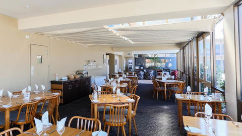 Bay Motel Hotel - Accommodation Mount Tamborine 9