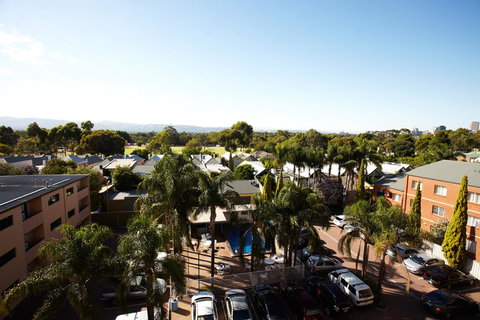 Comfort Hotel Adelaide Meridien - Accommodation Mount Tamborine 2