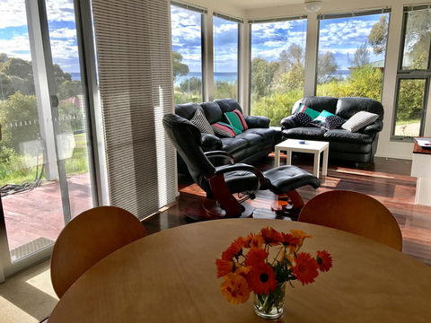 Sunrise On Falie Seaview Eco Accommodation - Accommodation Mount Tamborine 33
