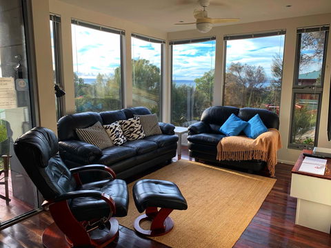 Sunrise On Falie Seaview Eco Accommodation - Accommodation Mount Tamborine 16