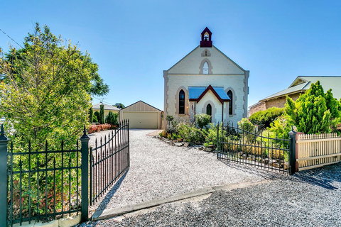 \'THE CHURCH\' Guest Home, Gawler Barossa Region - Accommodation Mount Tamborine 12
