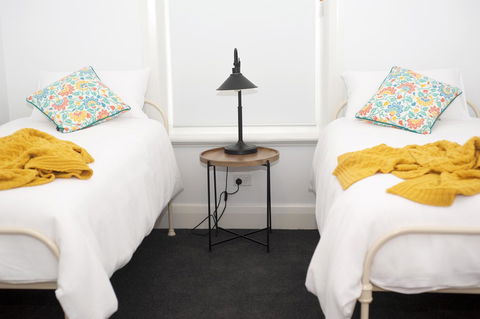 Two Cow Cottage Bed & Breakfast - Accommodation Mount Tamborine 29