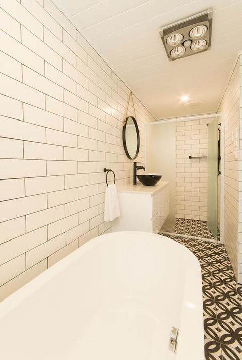 The Manor Basket Range - Accommodation Mount Tamborine 1