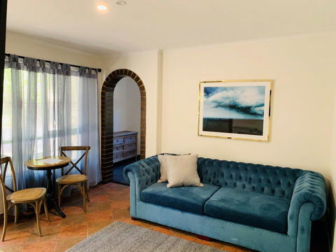 The Manor Basket Range - Accommodation Mount Tamborine 12