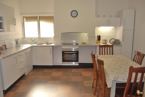 Jacaranda Cottage - Accommodation Mount Tamborine 3