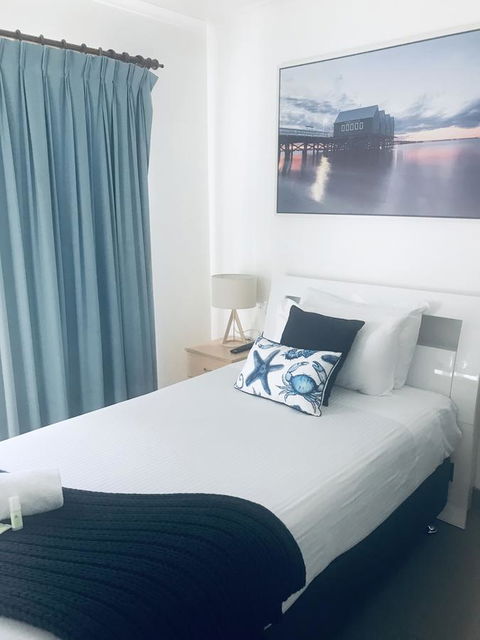 OCEAN BREEZE MOTEL - Accommodation Mount Tamborine 9