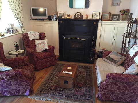 Lavender Cottage B&B - Accommodation Mount Tamborine 5