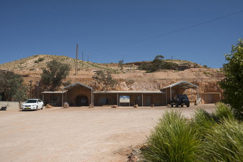 Ali\'s Underground Studio - Accommodation Mount Tamborine 15