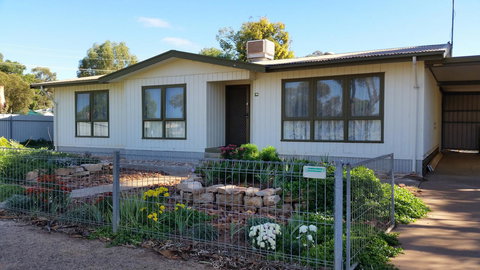 The Quorn-er House - Accommodation Mount Tamborine 3