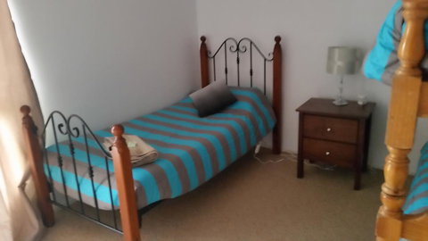 The Quorn-er House - Accommodation Mount Tamborine 11