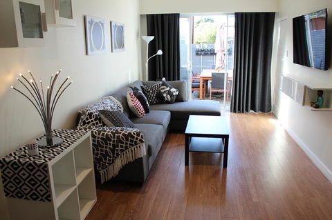 Christophers Villa - Accommodation Mount Tamborine 26