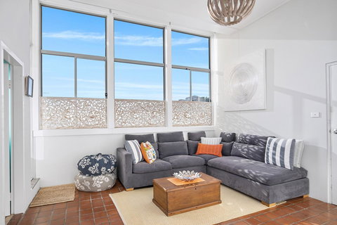 Beachfront Bliss - Accommodation Mount Tamborine 9