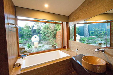 Sticky Rice Villas - Accommodation Mount Tamborine 8