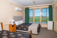 Book Tailem Bend Accommodation Vacations Accommodation Mount Tamborine Accommodation Mount Tamborine