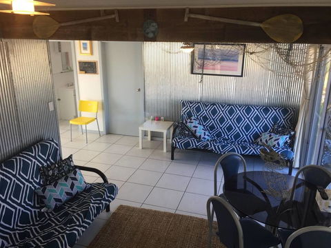 SHAKIN' SHACK - Accommodation Mount Tamborine 9