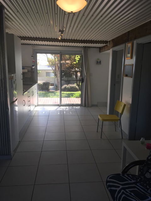 SHAKIN' SHACK - Accommodation Mount Tamborine 8