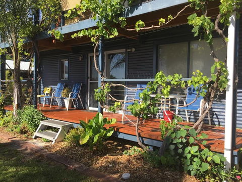 SHAKIN' SHACK - Accommodation Mount Tamborine 0