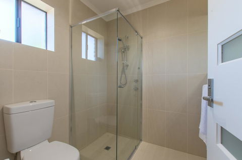 Mick O\'Sheas - Accommodation Mount Tamborine 24