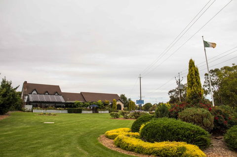 Mick O\'Sheas - Accommodation Mount Tamborine 35