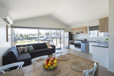 Discovery Parks - West Beach Parks - Accommodation Mount Tamborine 24