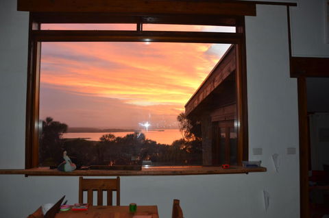 Of Stone & Wood Guesthouse - Accommodation Mount Tamborine 23