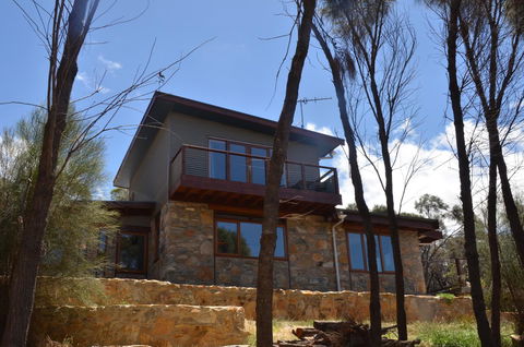 Of Stone & Wood Guesthouse - Accommodation Mount Tamborine 0