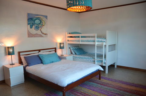Of Stone & Wood Guesthouse - Accommodation Mount Tamborine 13