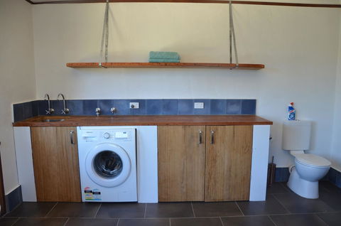 Of Stone & Wood Guesthouse - Accommodation Mount Tamborine 15