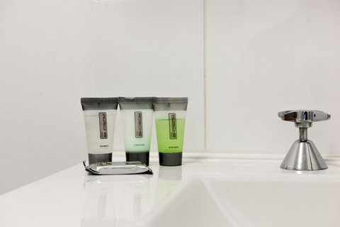 Swainson At Bowery - Accommodation Mount Tamborine 6